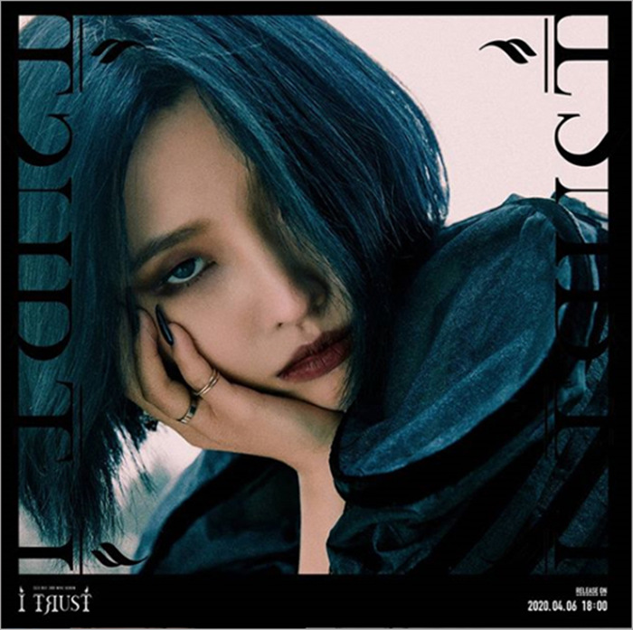 (g)i-dle第三张迷你专辑《i trust》预告照大公开 黑色礼服蛇形配饰