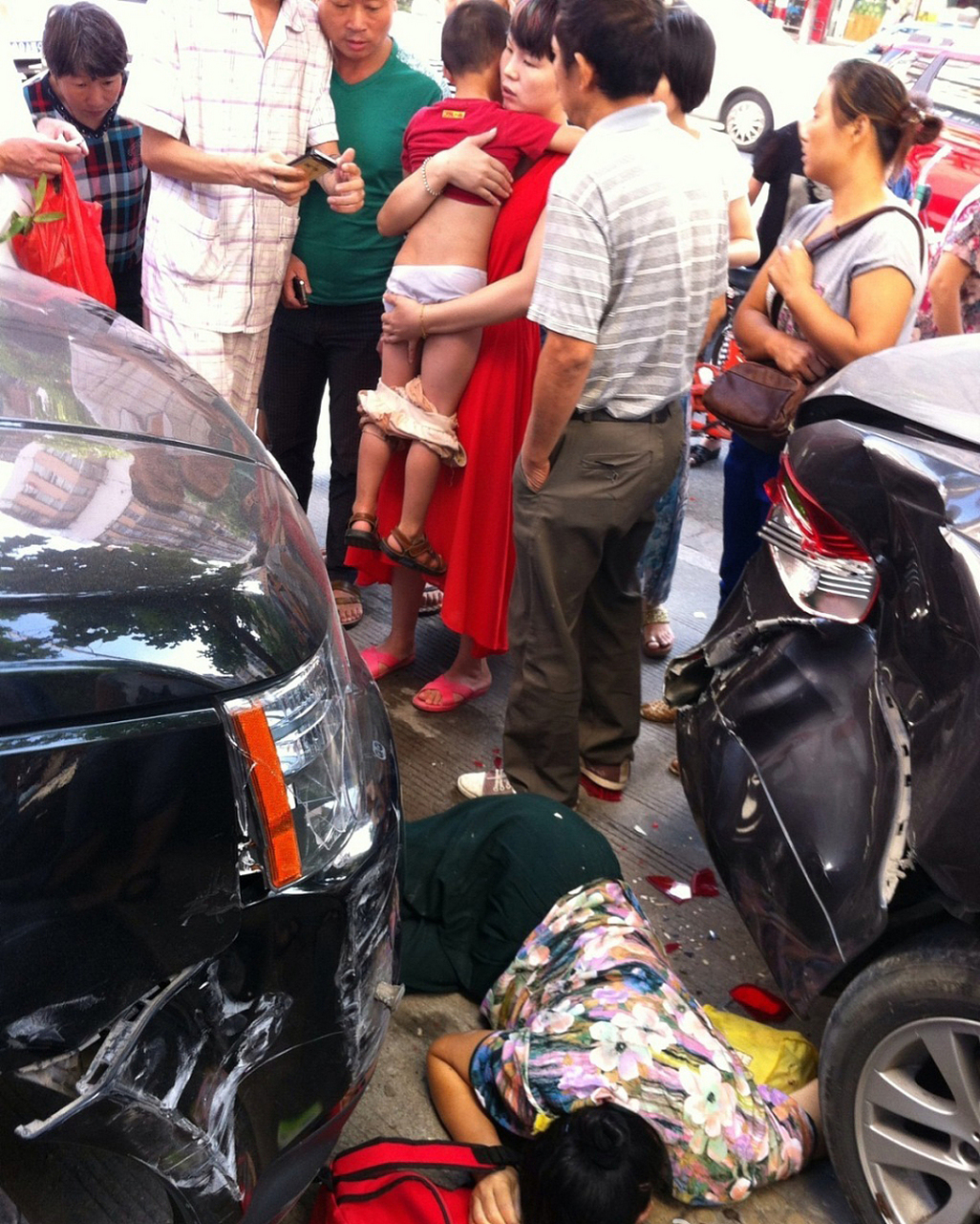 南昌县1月8日发生的重大交通事故目前已造成19人死亡20人受伤.