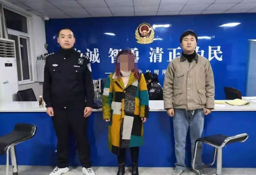 为掩人耳目,定远一出租屋内竟暗藏卖淫窝点,两人当场被抓