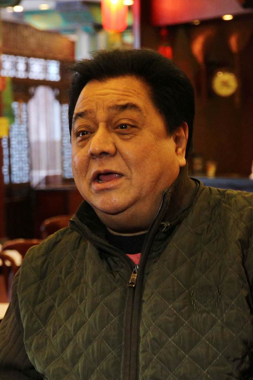 李金斗带徒弟给师傅拜年,师傅两个字评价 李金斗的师傅是赵振铎先生