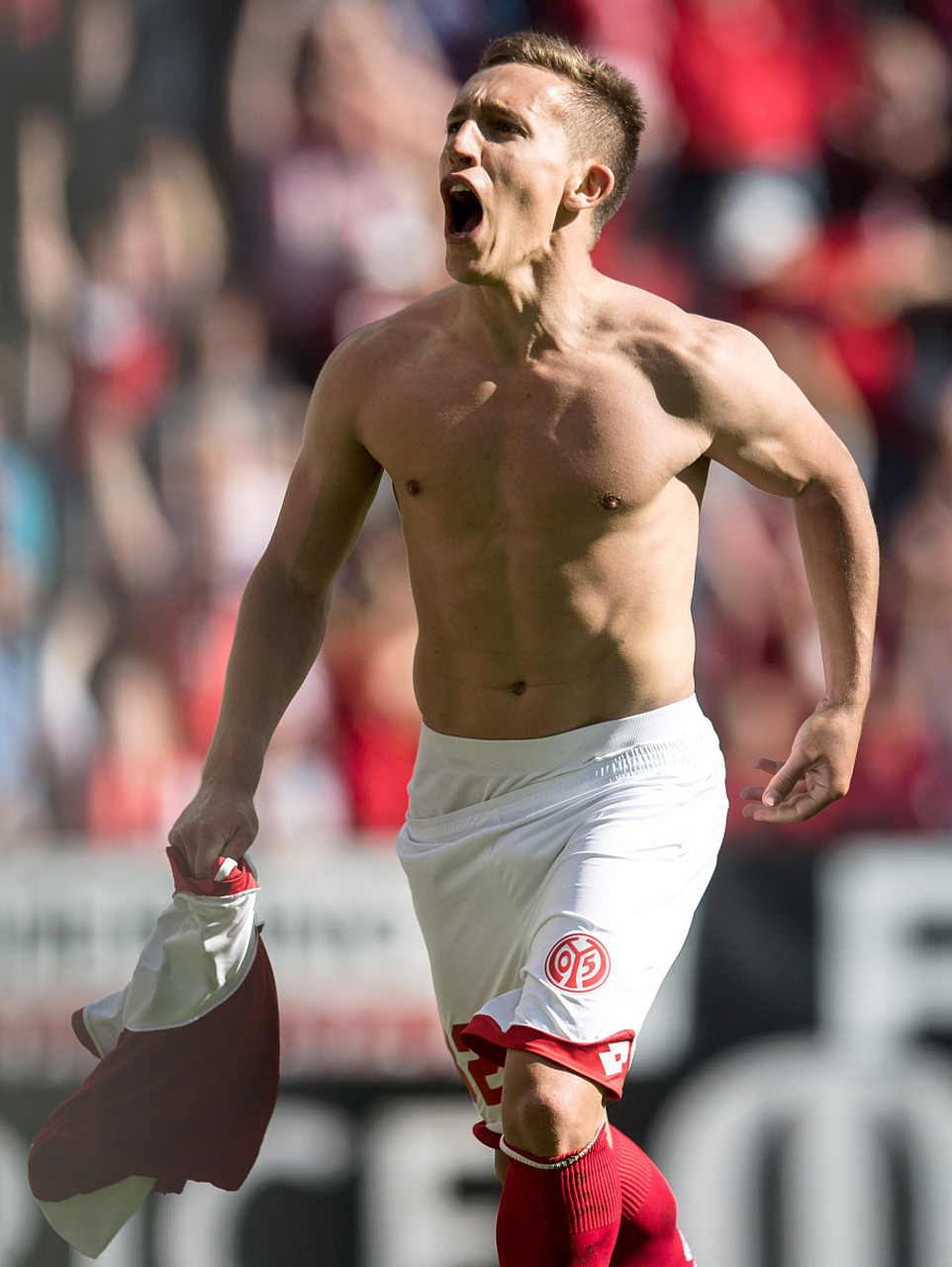 传闻格雷茨卡因肌肉问题而缺战海登海姆,这到底是怎么回事呢?