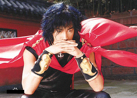 《风云》雄霸拥有六大神功,风神腿,排云掌,天霜拳不如一门指法