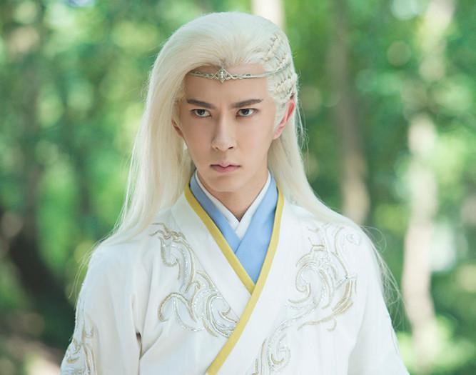 古装剧里面的白发美男,马天宇上榜,朱一龙在他面前都不敢称第一