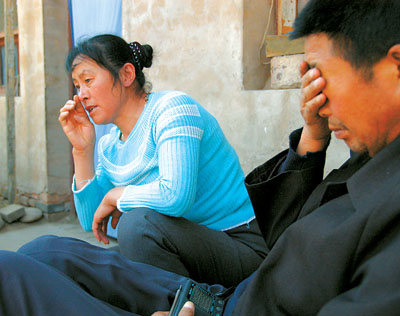 俗语"家中有四项,家破又人亡",指的哪四项,是什么意思