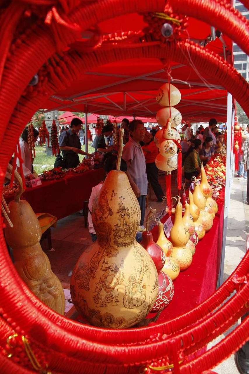 葫芦节,这一承载着拉祜族深厚文化底蕴与民族精神的重要庆典,在拉祜语