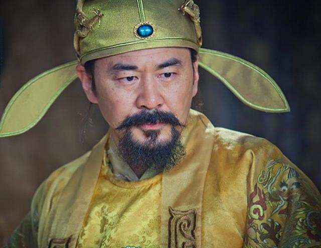 北宋二代皇帝赵光义,皇位来之可疑,又强幸南唐小周后