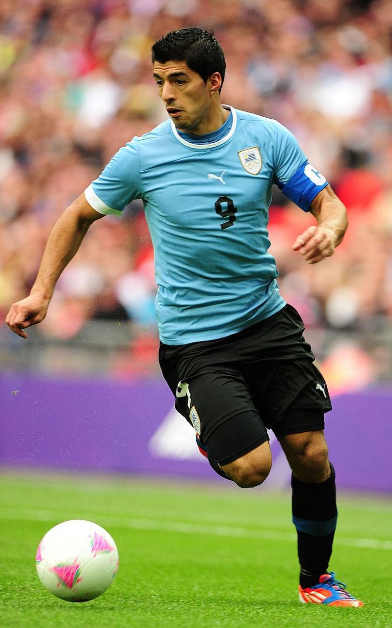 梅西今天转会了吗# 梅西影响苏亚雷斯!