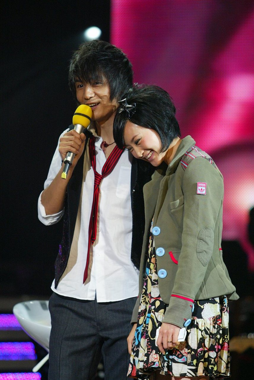 2006年,朴树让妻子吴晓敏下楼买一包烟,左等右等都不回来,朴树也没给