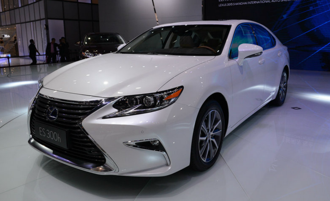 雷克萨斯es300的赏析与品鉴,商务的气息,运动的氛围