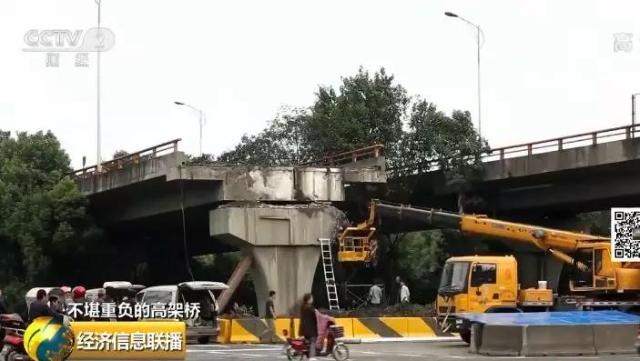 记者追踪无锡桥面侧翻事故"超级货车"在"独柱墩桥"单侧行驶,就像一个