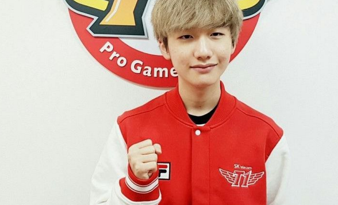 小花生救了skt一命,皇冠哥落泪让网友心疼:想到了s7的faker!