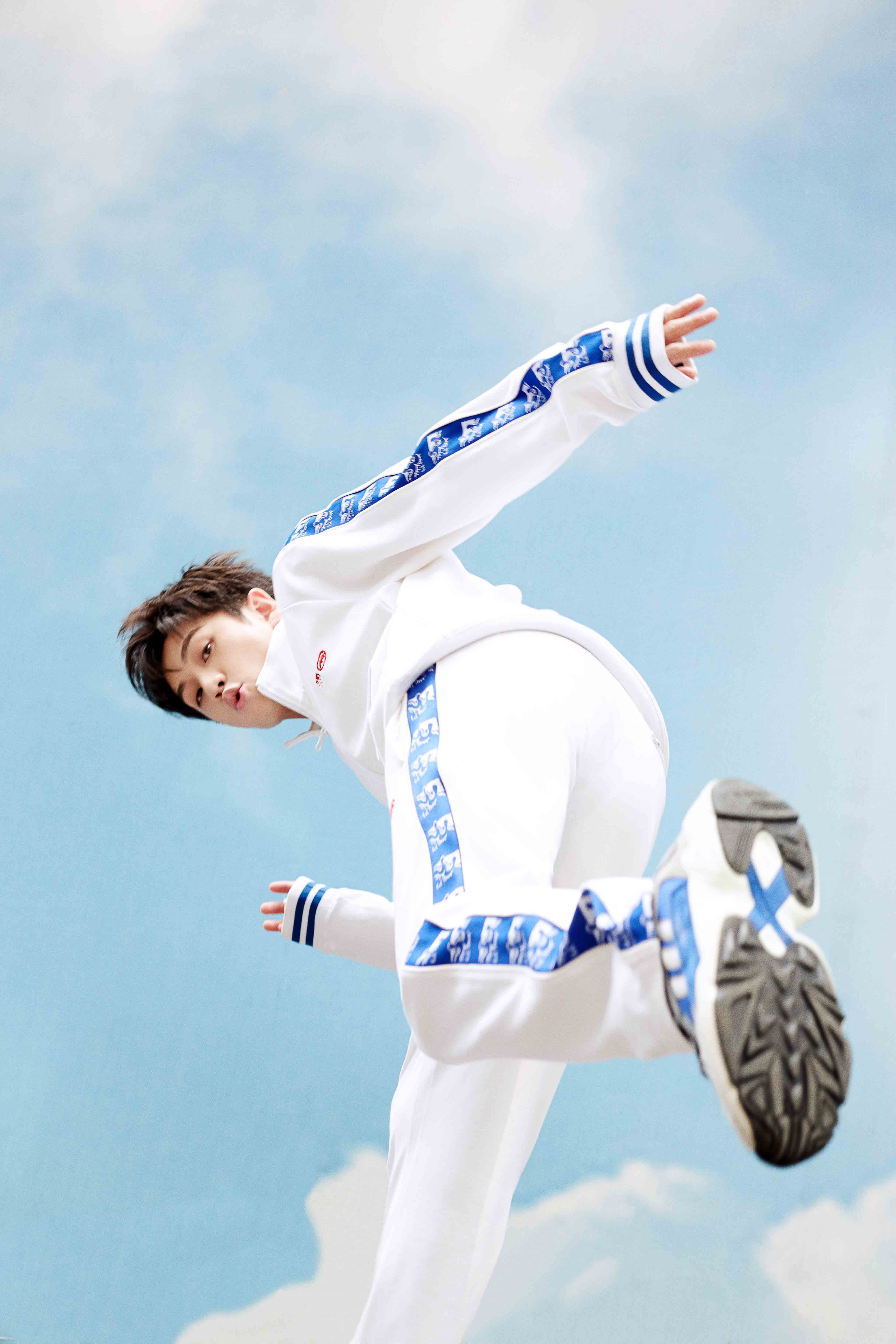 走进武艺的"理想国" 新歌《慢一点少一点》上线