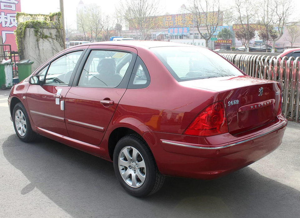 品鉴标致307三厢 2.0l 自动舒适版的美