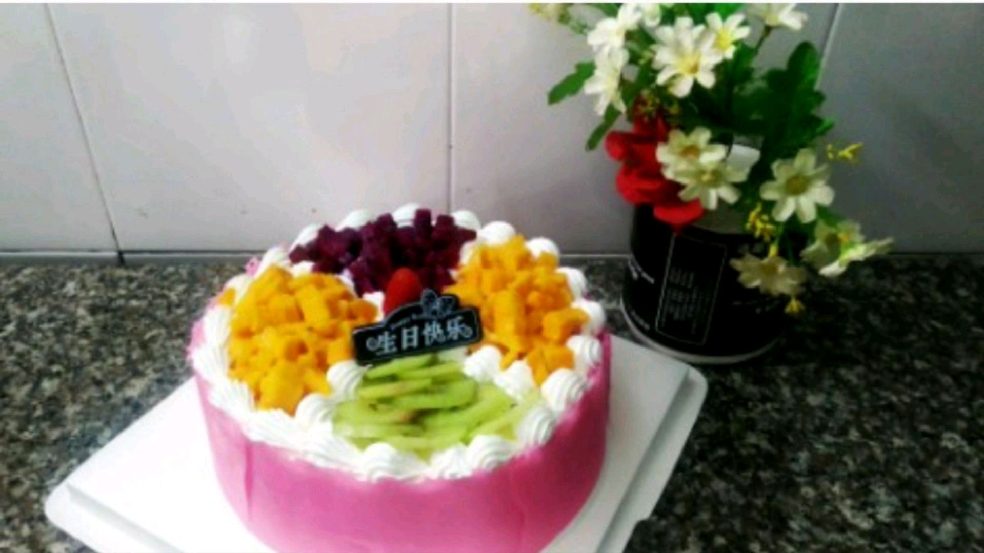 水果生日蛋糕生日礼物蕾丝四格水果生日蛋糕自己动手就是这么简单