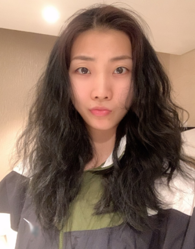 女排袁心玥晒新发型?看到照片后,网友直呼:颜值确实很高啊!