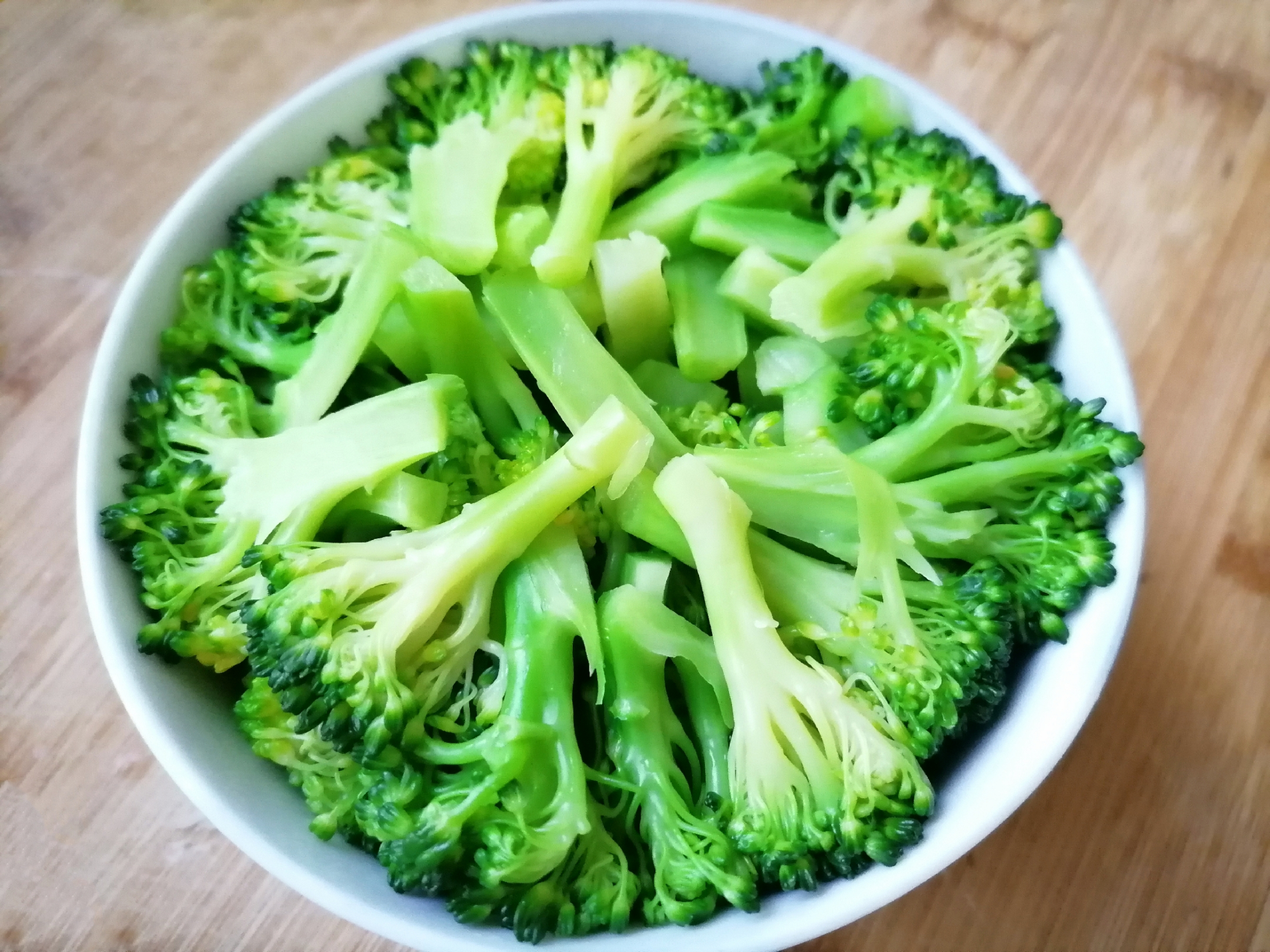 西藍花最好吃的做法-涼拌西藍花,不愛吃西藍花的一定試試這做法