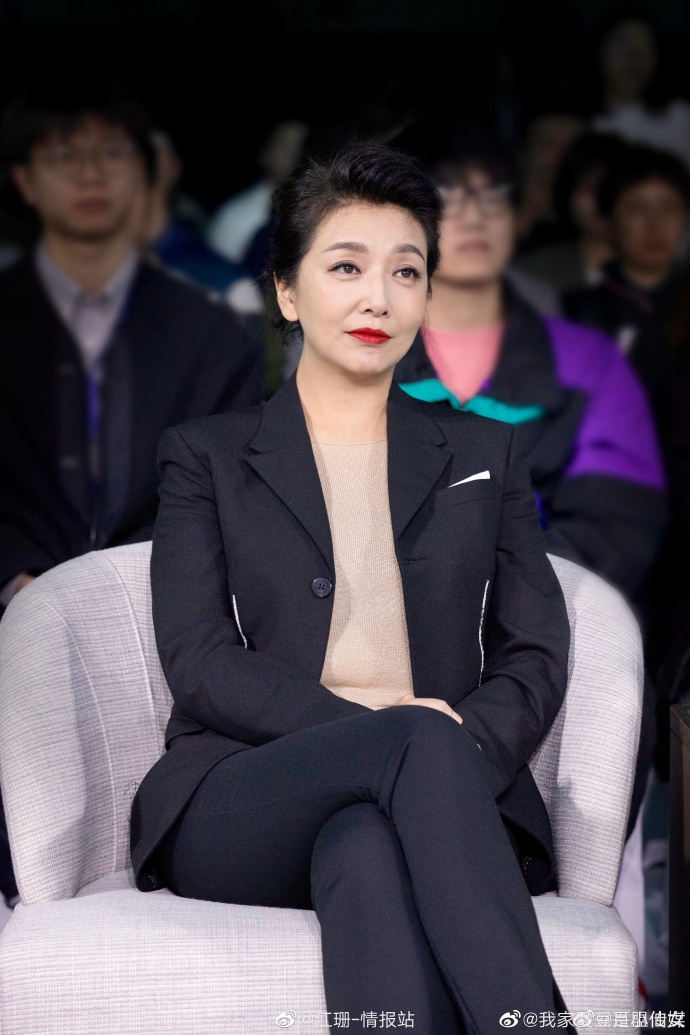 今天终于取回来了,我太喜欢了 非常感谢@一只小飞燕