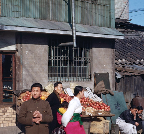 老照片:四十年代末韩国,大街小巷中文招牌