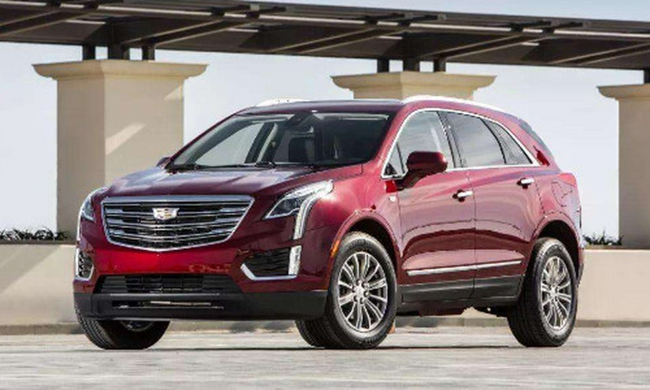 2018年度神动态#2019款凯迪拉克xt3,新车或提供前驱和四驱车型可选