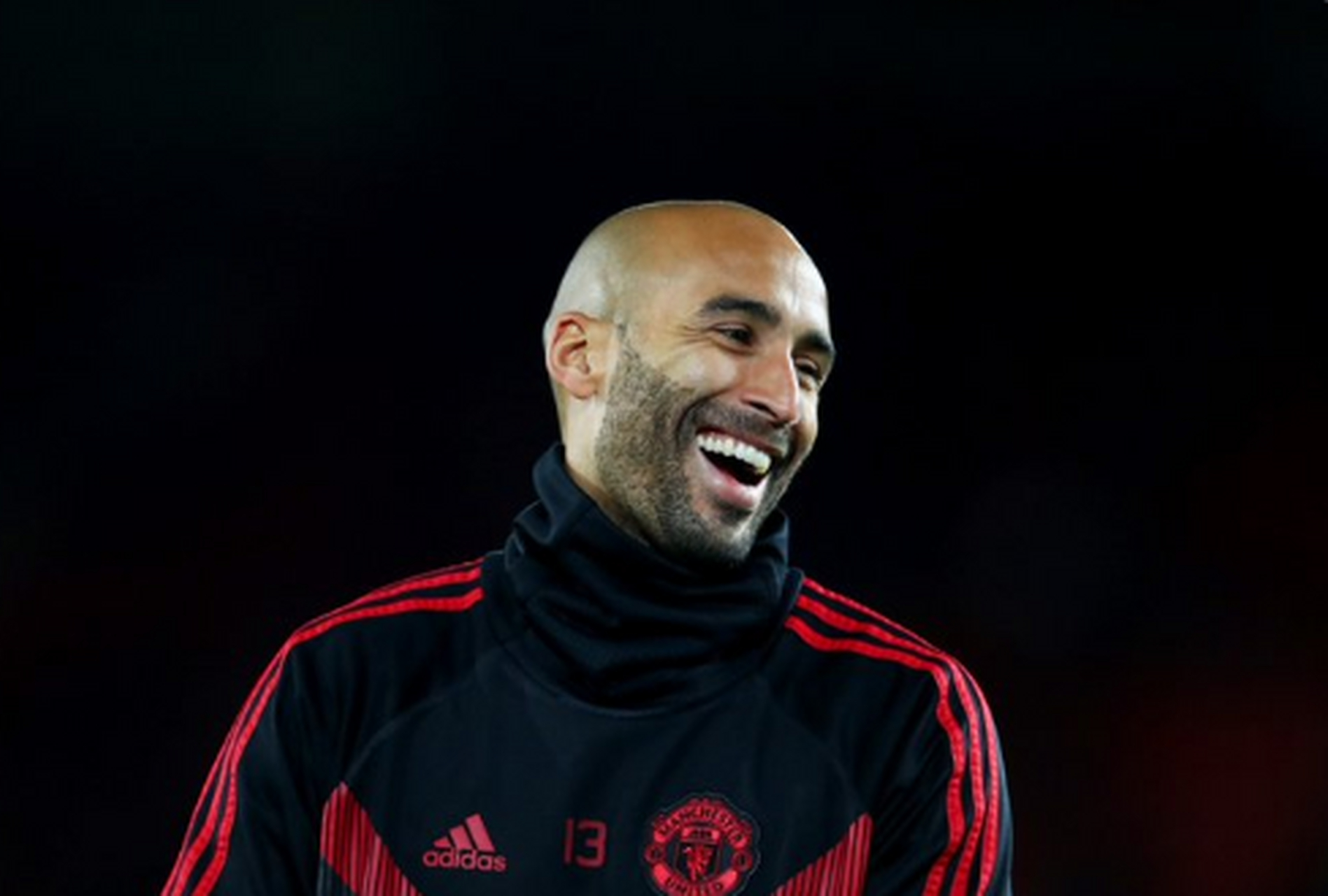 门将格兰特,36岁零305天,是曼联最年老的欧战正赛首秀球员.