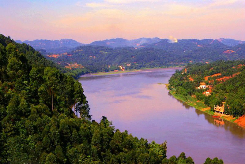 乐山小三峡景区,藏有"十八罗汉拜观音"的奇妙景观,却少有人知道