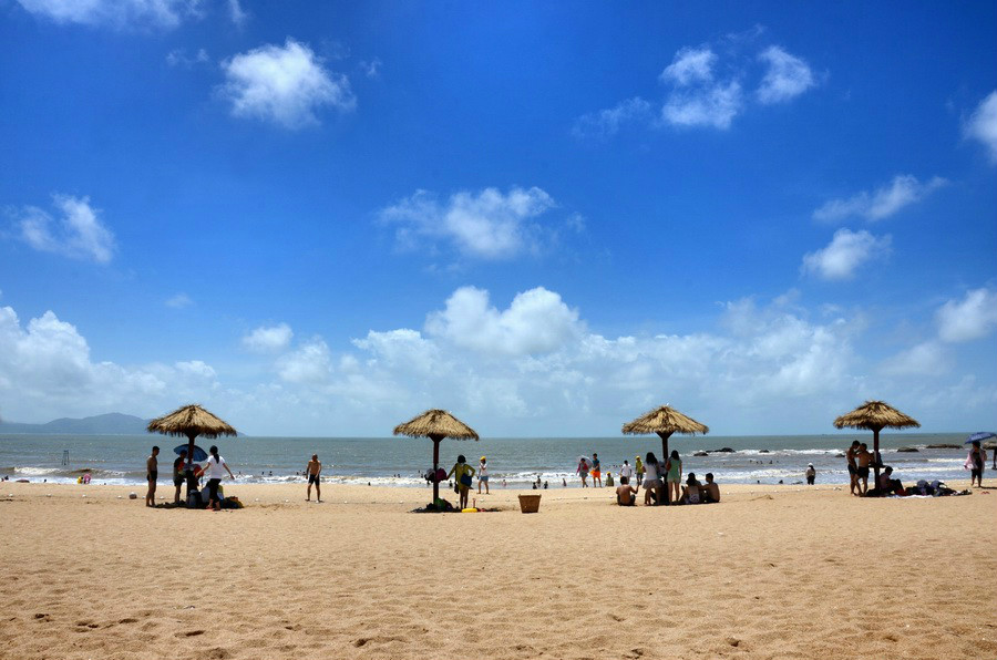 细数海浪很大的旅游景点,台山浪琴湾,美奈海滩自然也在其中