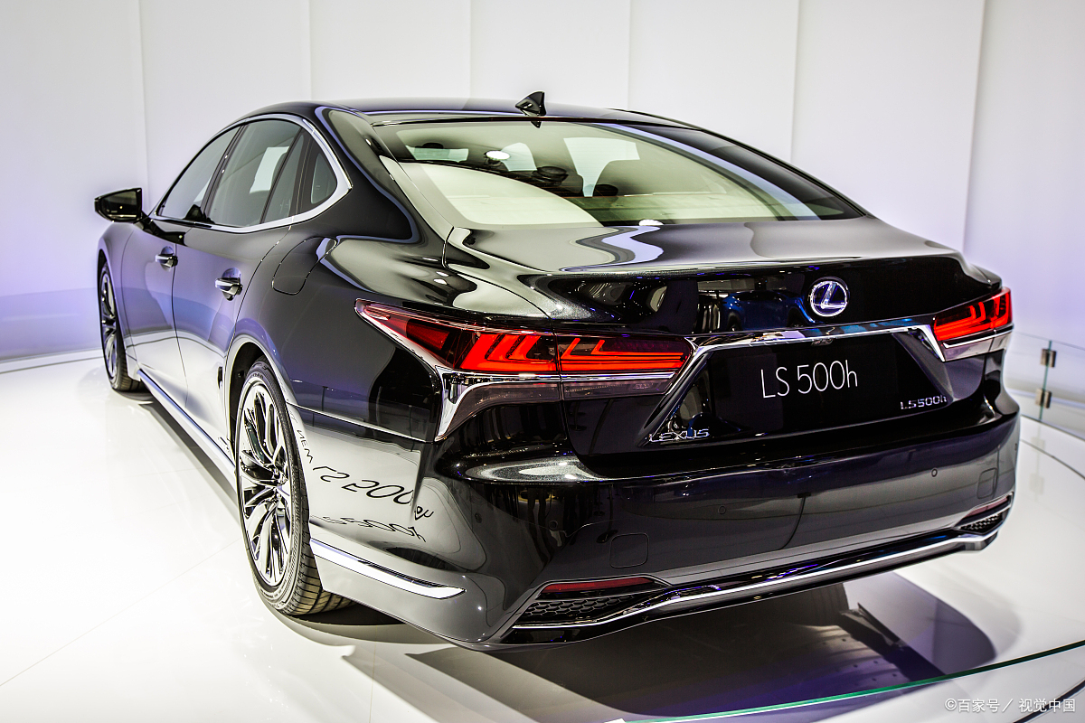曾经的加价王雷克萨斯ls500h裸车价降至80万,还要啥7系a8