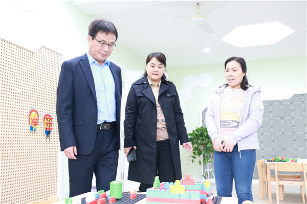 李仲生赴合肥市安庆路幼儿园总园调研