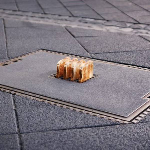 出自德国艺术家的阴井盖艺术品