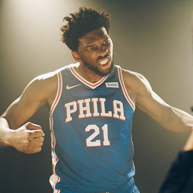 nba历史最强21号,邓肯第一无争议,狼王进不了前三?现役仅一人