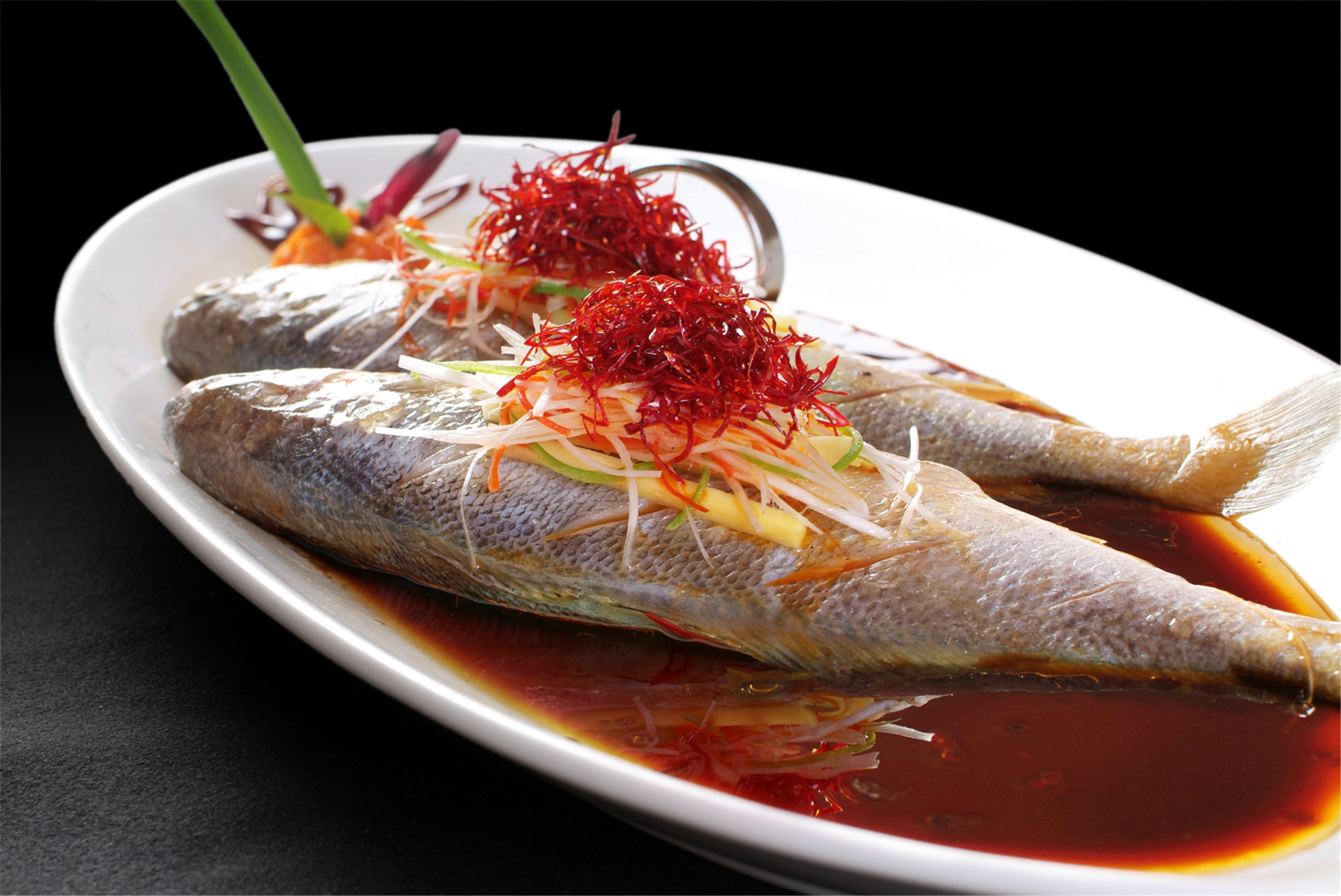 糖醋小黄鱼:这道菜,色香味俱全,尝一口回味无穷.