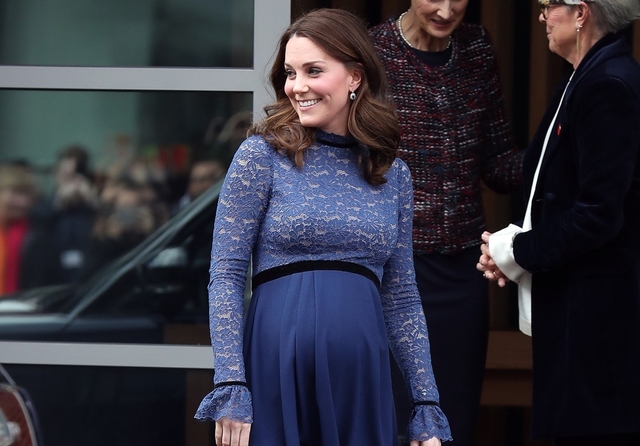 凯特王妃怀孕大肚子图片