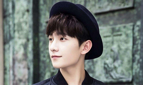 明星杨洋家的豪宅,平常自己一个人住,爱锻炼的他家里果然严谨!