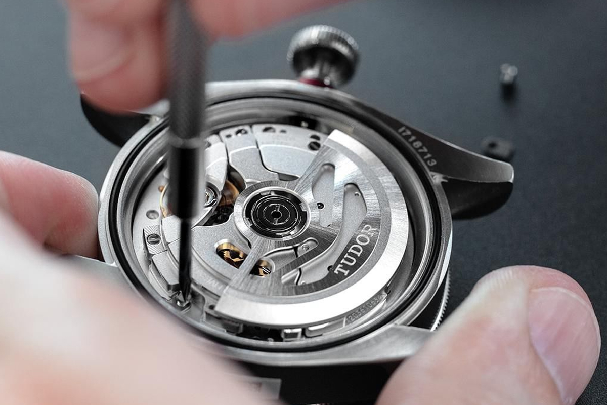 同样是入门级2824机芯,为什么帝舵就能卖到上万元?