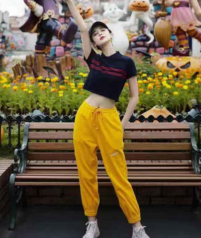 古力娜扎终于对"露脐装"下手,看清肚子那刻,再也不羡慕她瘦l