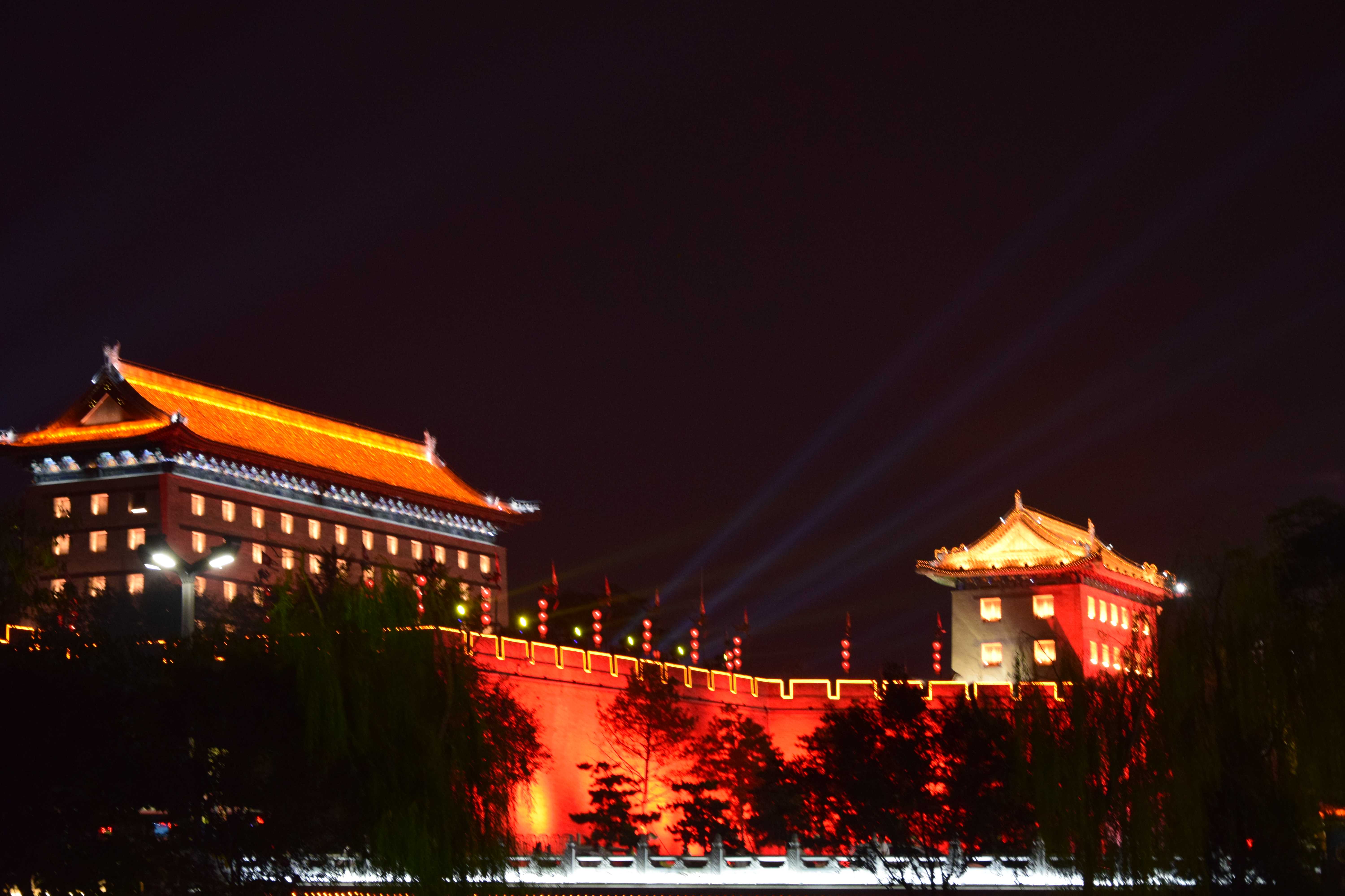 西安永宁门的美丽夜景