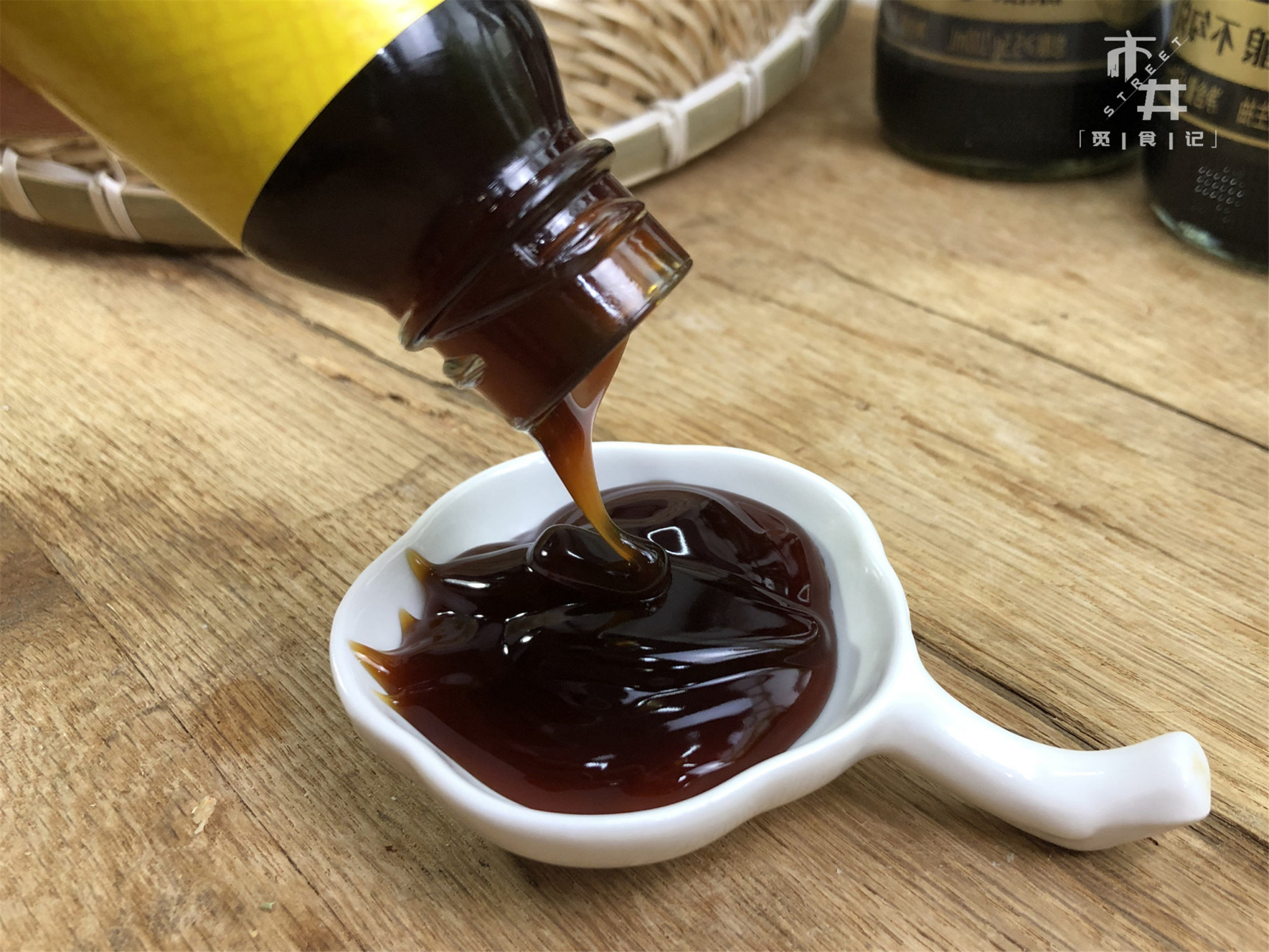 第二个技巧:横着放蚝油瓶