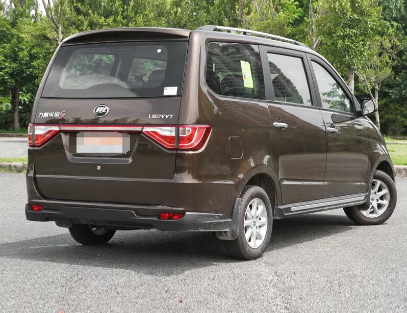 力帆汽车-力帆乐途,全身设计比例很协调,气场非常足