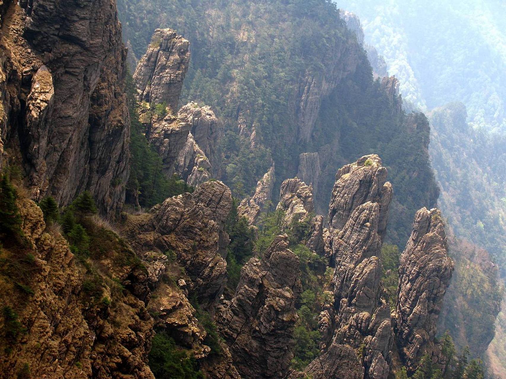 湖北神农架风景旅游区（湖北神农架旅游景点门票多少钱）《湖北神农架旅游攻略自助游》