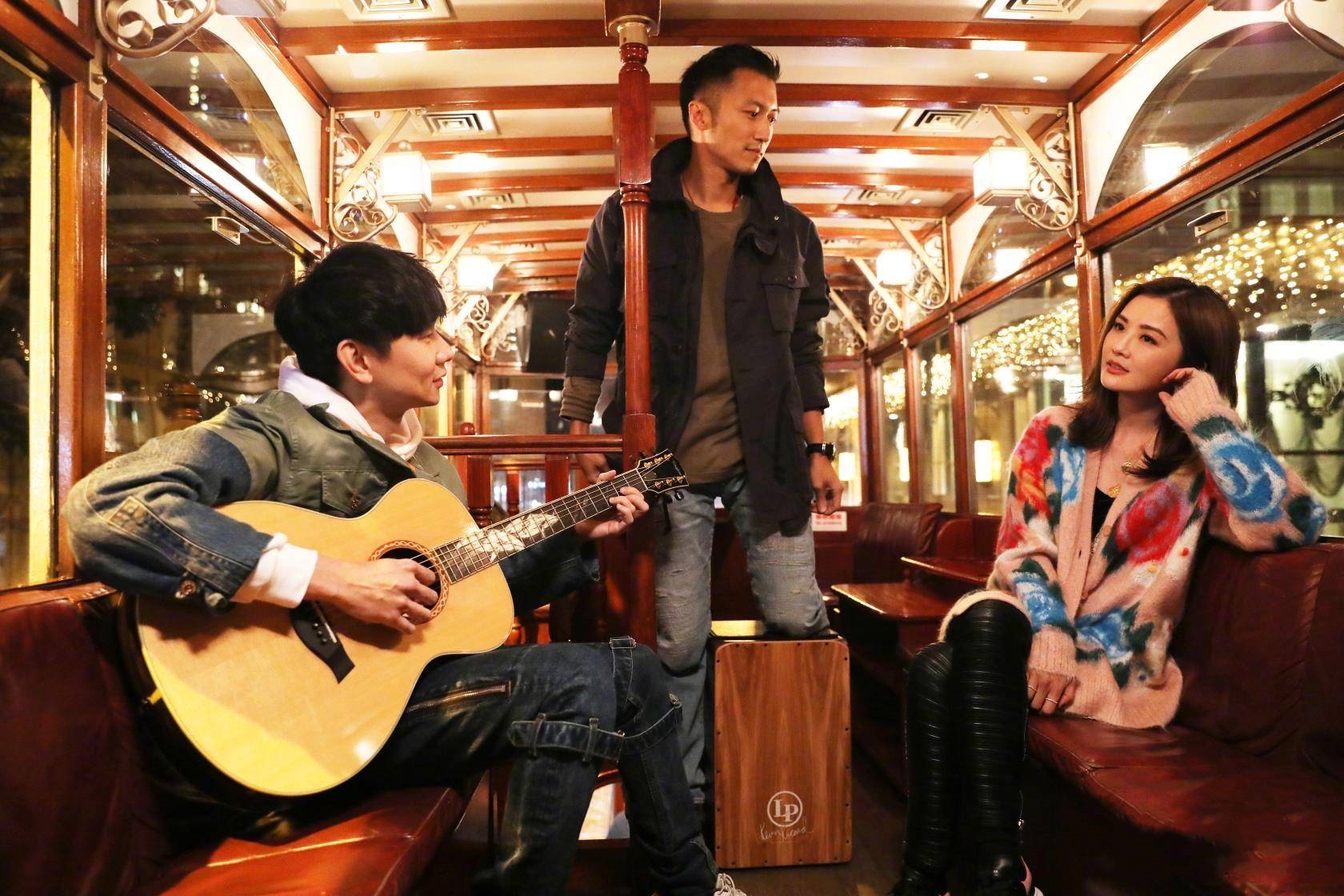 林俊杰2月开演唱会,谢霆锋却带着他胡吃海喝,林俊杰4字尴尬回应