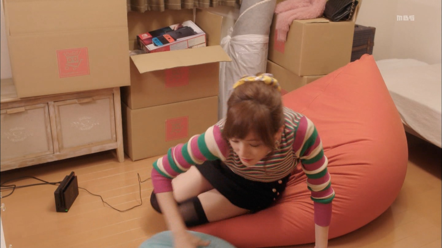 迷你短裙黑丝女神陪你玩游戏!dq10衍生日剧本田翼最新剧照