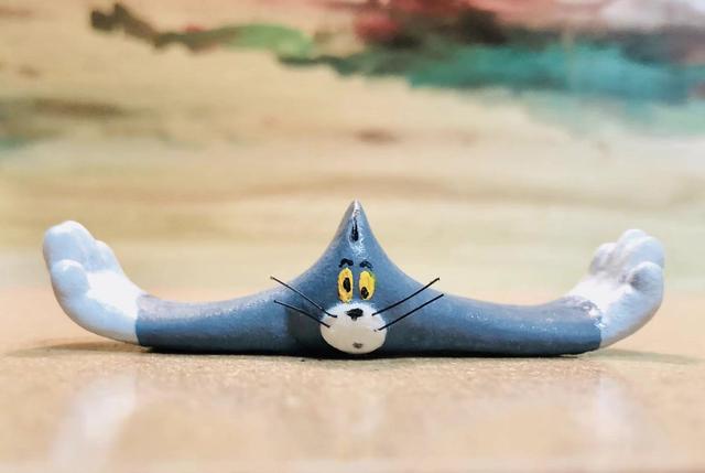 《猫和老鼠》里汤姆变形图被实体化,傻乎乎的气息神还原