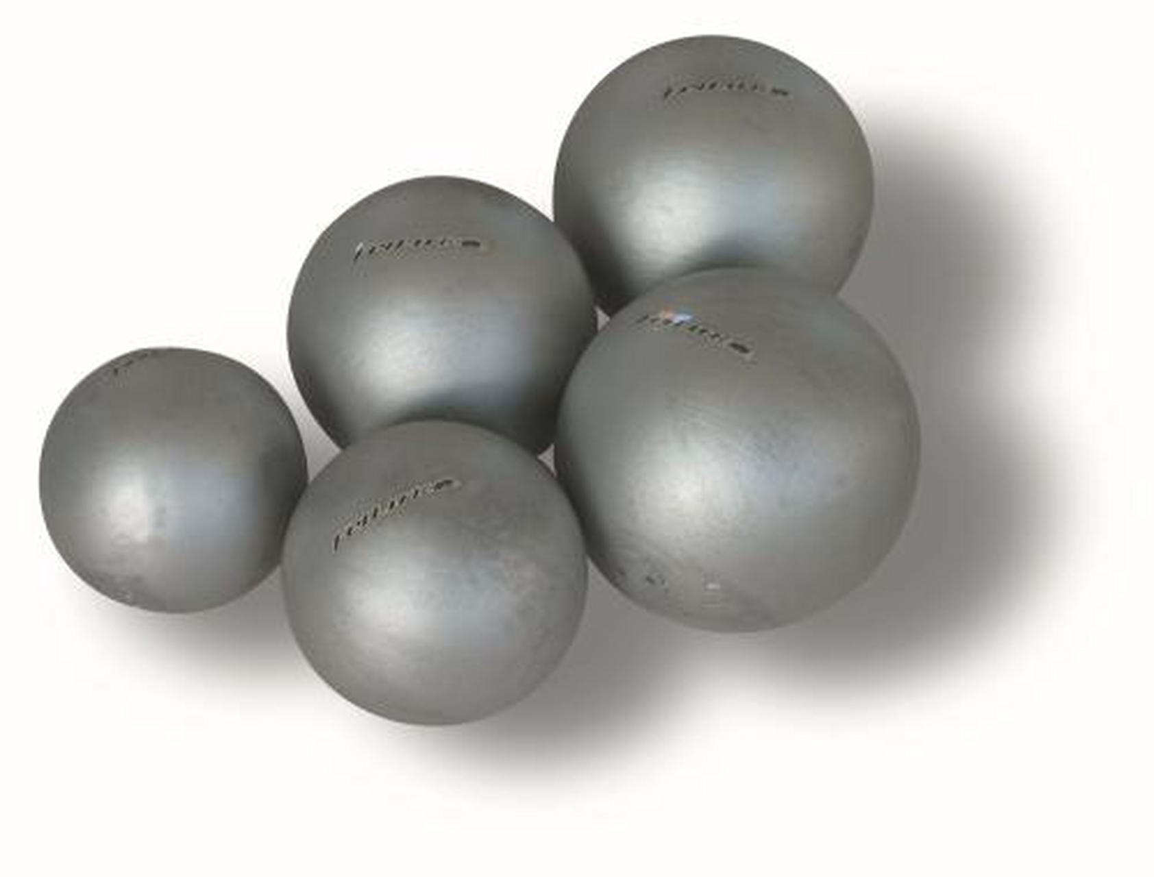 1340年,在欧洲出现了世界上第一批炮兵,他们用的炮