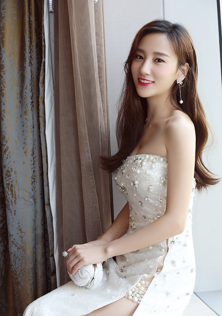 高洋出演的电视剧风格多变.