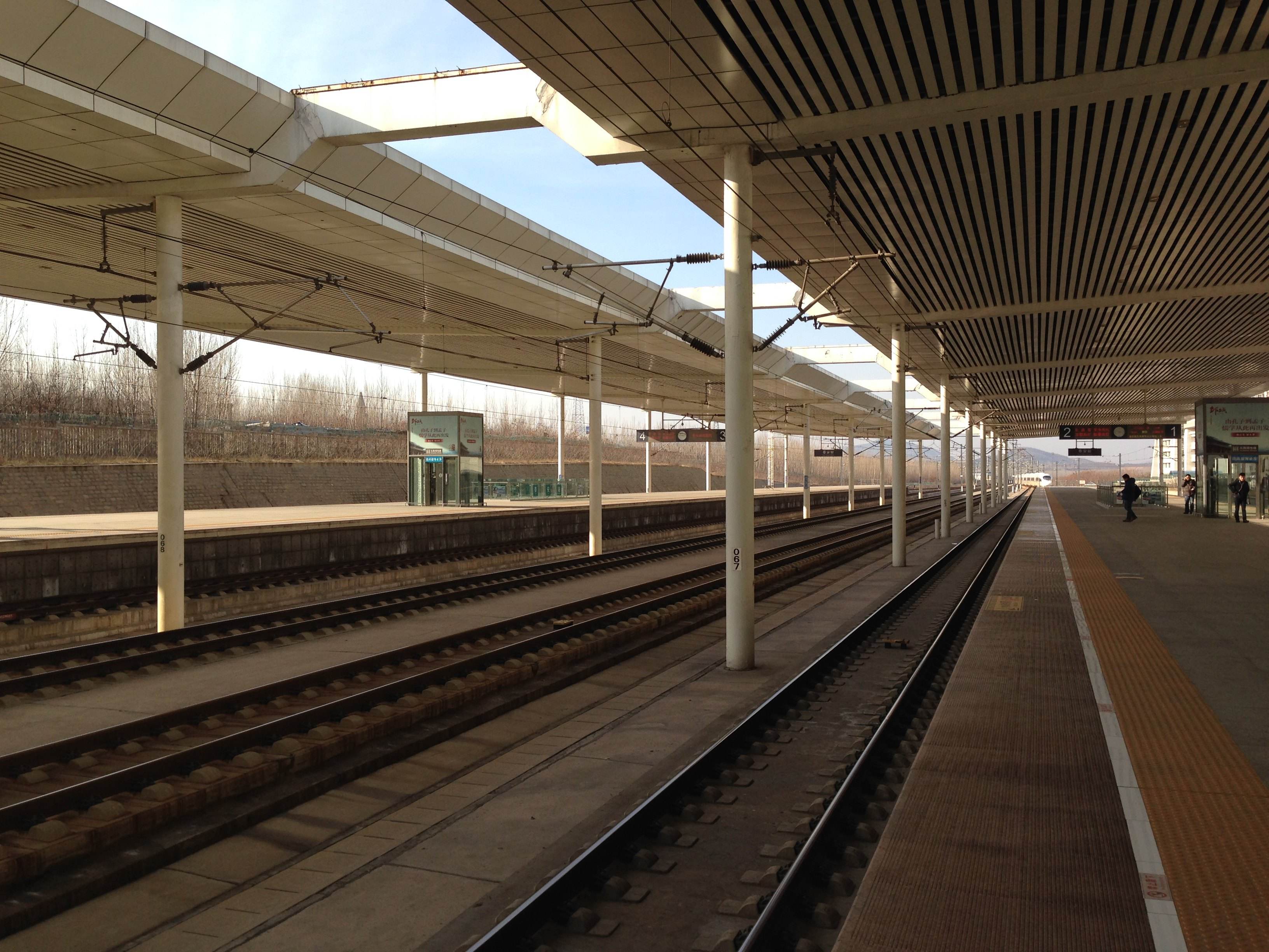 甘肃榆中高铁站经停车次再减,初设38趟现至多3趟