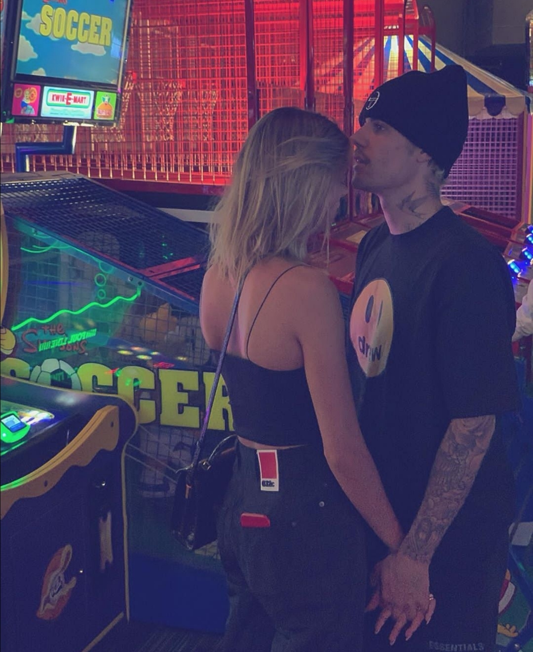 justin bieber把颜值放在地上摩擦也阻止不了千万人爱他