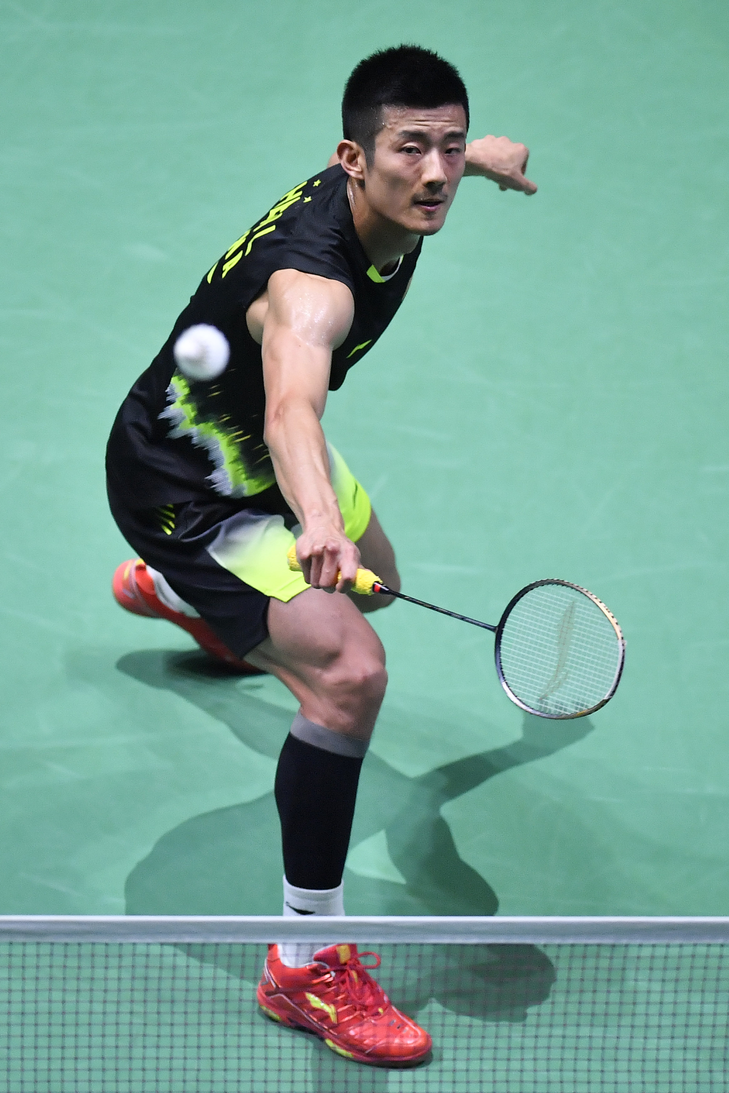 羽毛球——法国公开赛:谌龙晋级半决赛