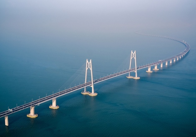 港珠澳大桥今早正式开通 动工9年间有哪些上市公司的身影?