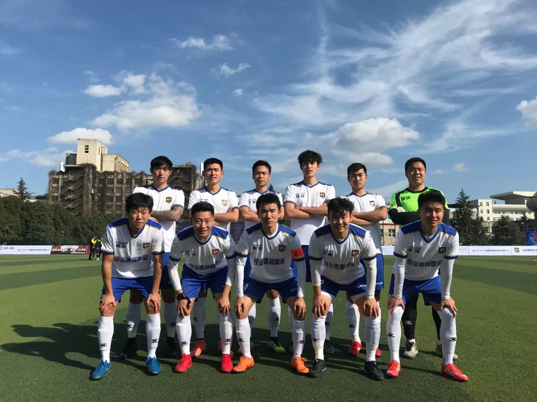 聊城传奇斩获城市足球联赛晋级赛冠军!