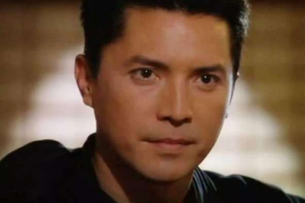 君子如玉,举世无双,好莱坞一线华人男影星尊龙